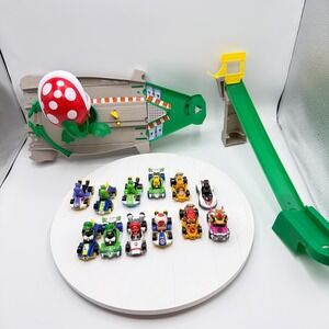 Hot Wheels Nintendo Super Mario Kart Piranha Plant Slide Track Set Diecast Cars